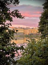 Load image into Gallery viewer, Stadshotellet