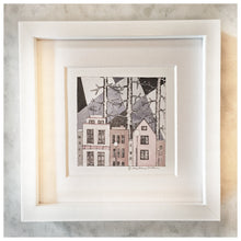 Load image into Gallery viewer, Stad framför träd