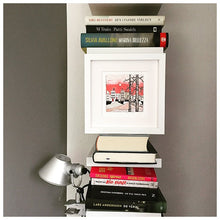 Load image into Gallery viewer, Stad med rosa himmel